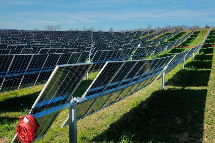 Solar Trackers: Do They Generate Enough Extra Power to Justify Costs?