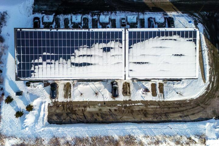 Winter Solar Challenges: How to Deal with Snow and Short Days